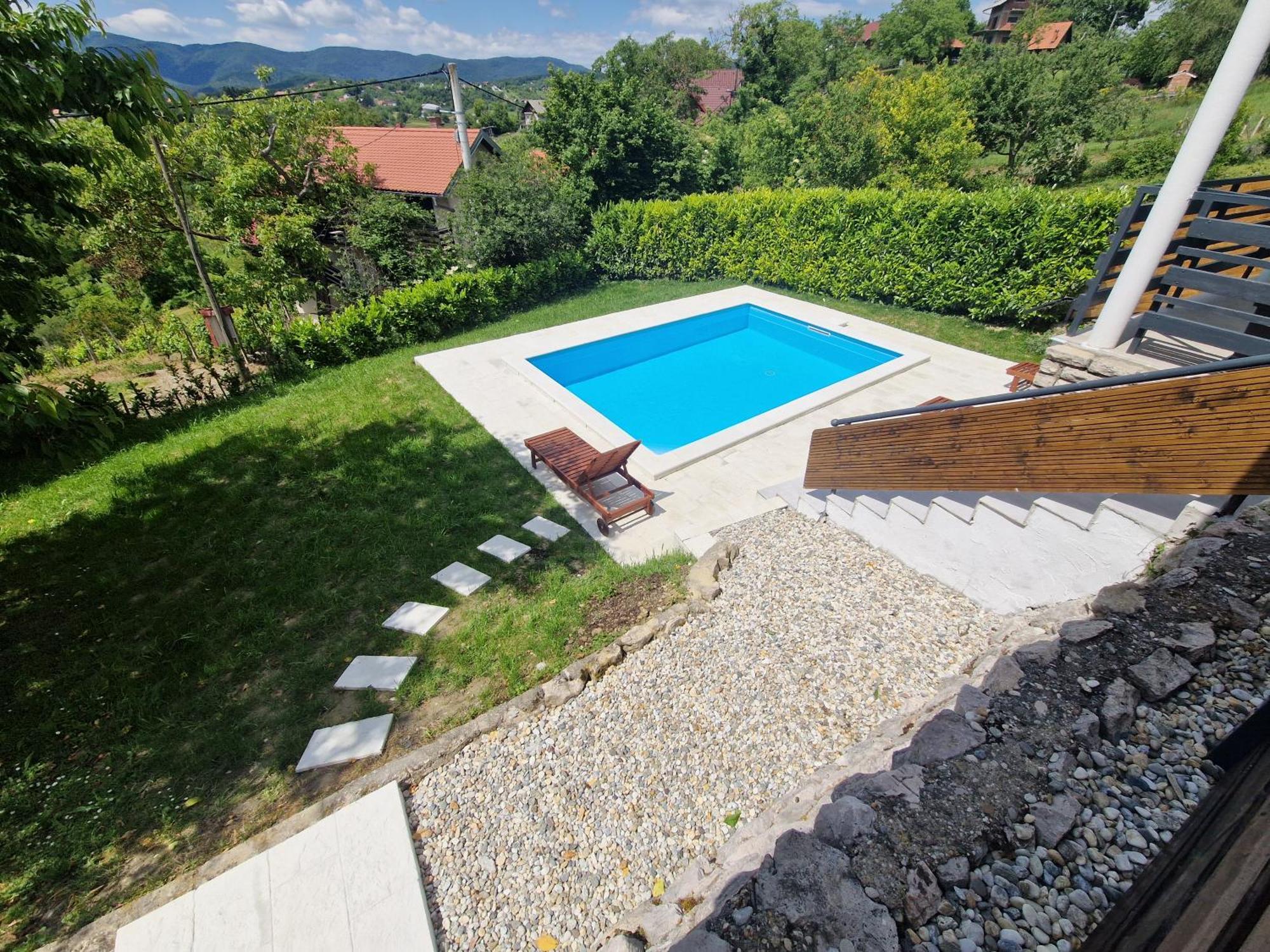 Otto - Private Pool & Garden Villa Zagabria